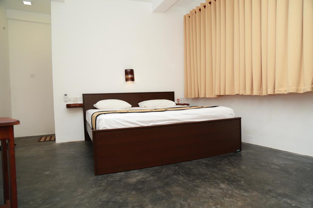Four Season Guest House Tangalle Εξωτερικό φωτογραφία