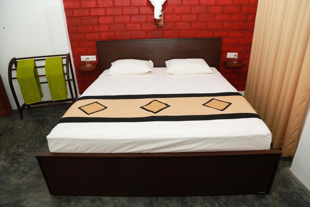 Four Season Guest House Tangalle Εξωτερικό φωτογραφία
