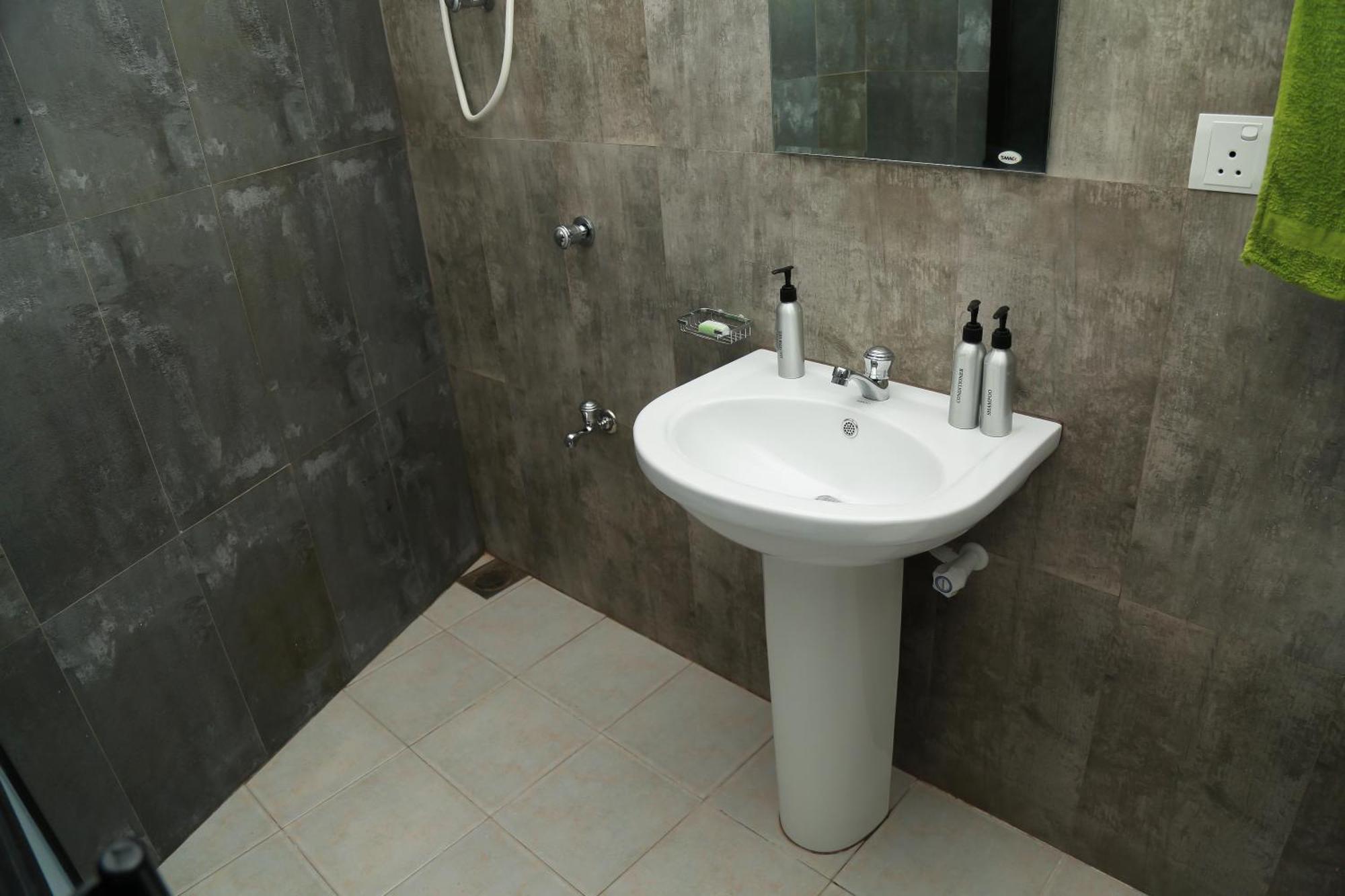 Four Season Guest House Tangalle Εξωτερικό φωτογραφία