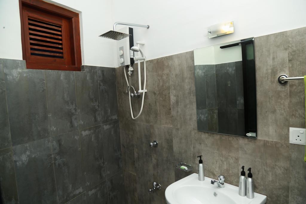 Four Season Guest House Tangalle Εξωτερικό φωτογραφία